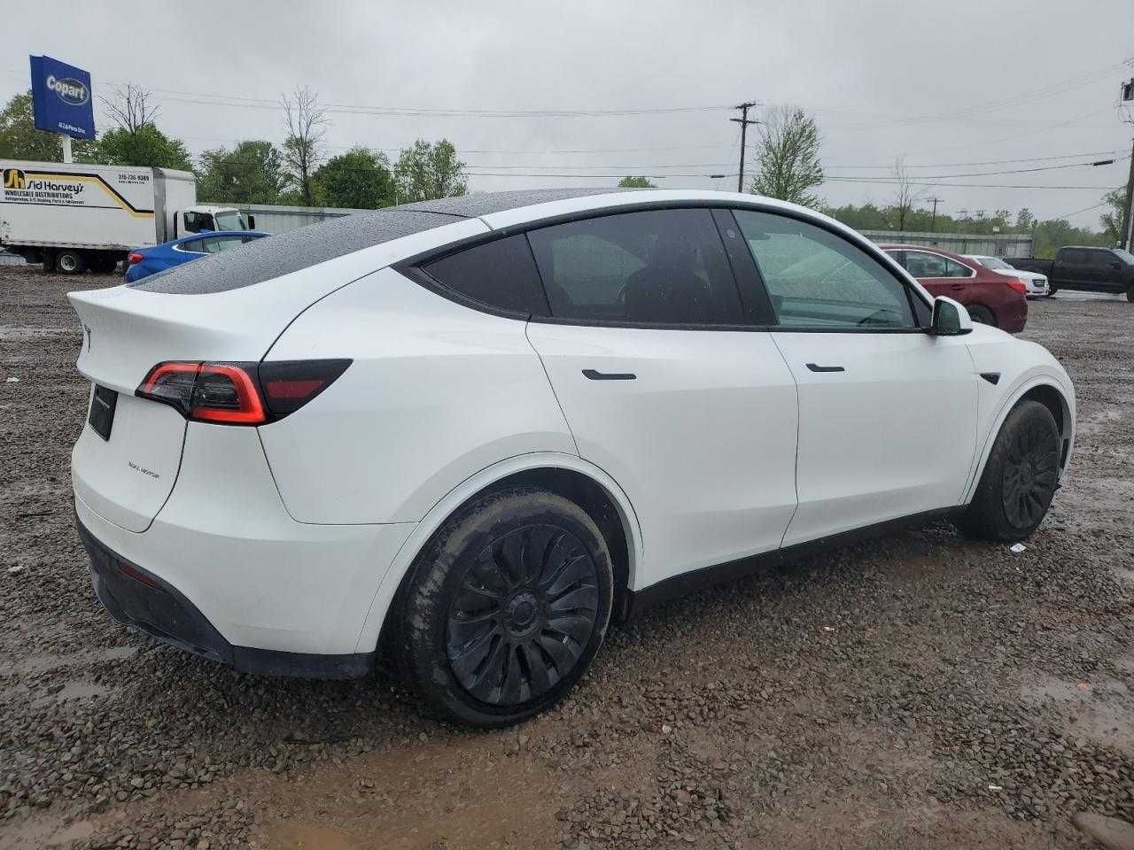 2022 Tesla Model Y Long Range Dual Motor