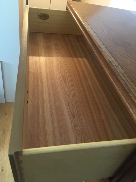 komoda dębowa w bardzo dobrym stanie