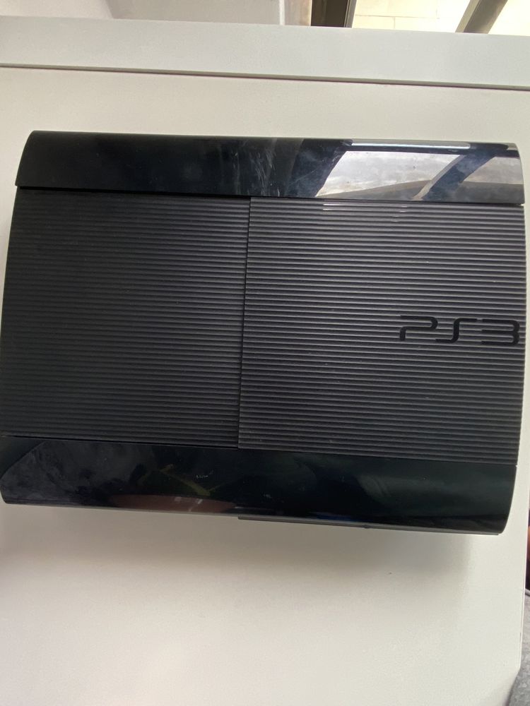 PlayStation 3 - Em bom estado