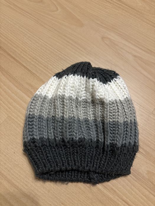 Damska czapka  z polyacryl