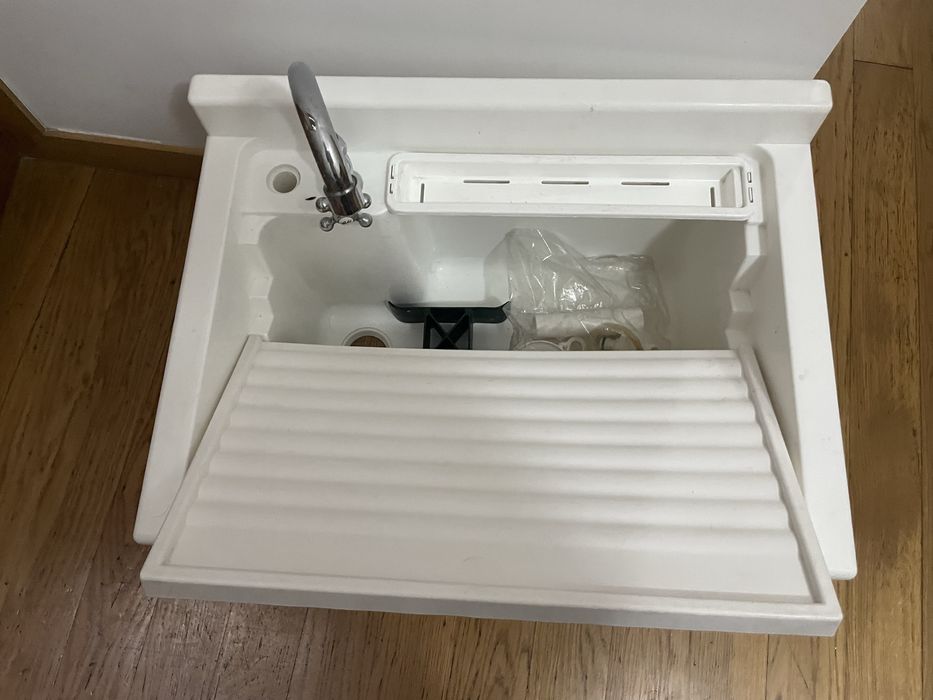 Tanque resina com torneira-NOVO