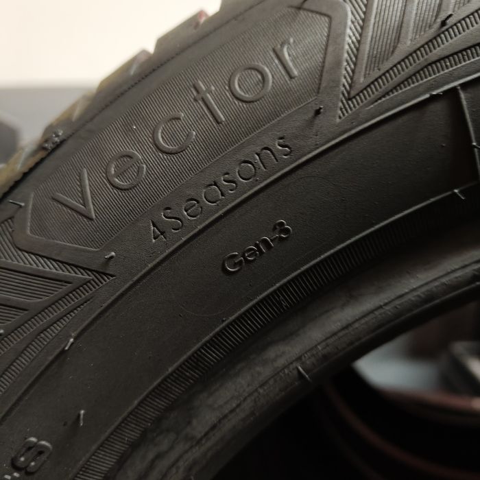 205/55/16 Sprzedam komplet opon całorocznych Goodyear