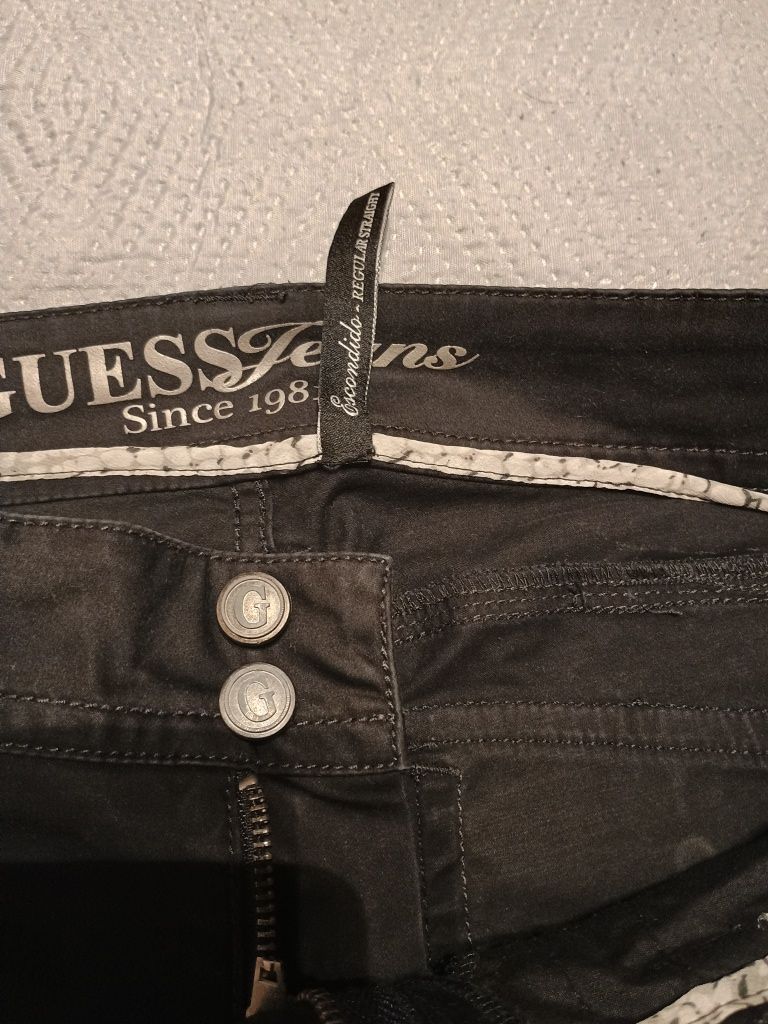 W30 GUESS Regular Straight damskie dżinsy