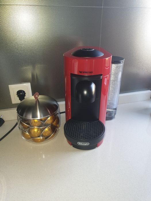 DELONGHI Nespresso Vertuo Plus