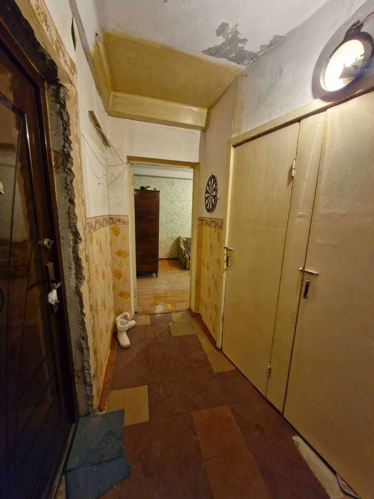 Продается 2к квартира.М-н Артема. 6000$