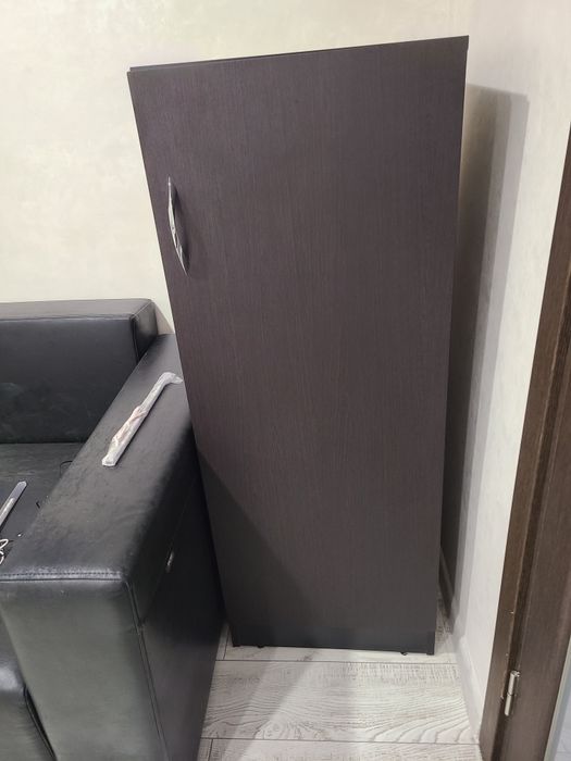 Шкаф ЛДСП мебельный.