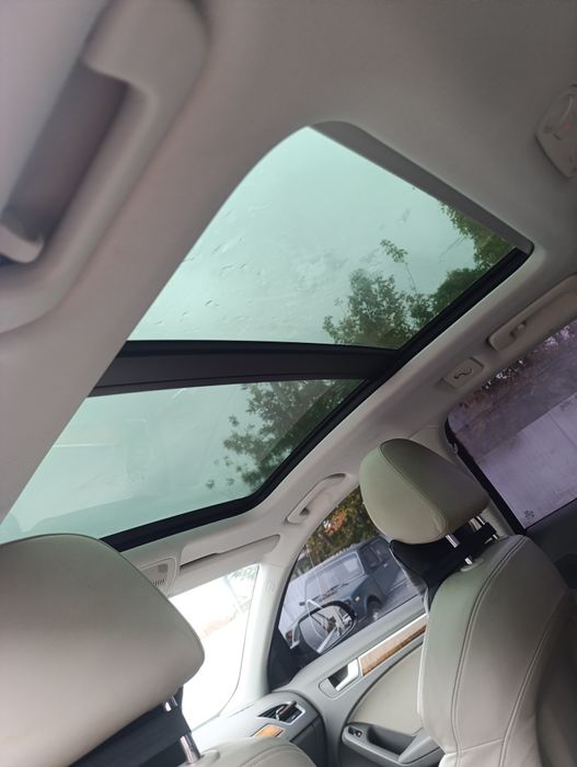 Автомобіль Ауді А4