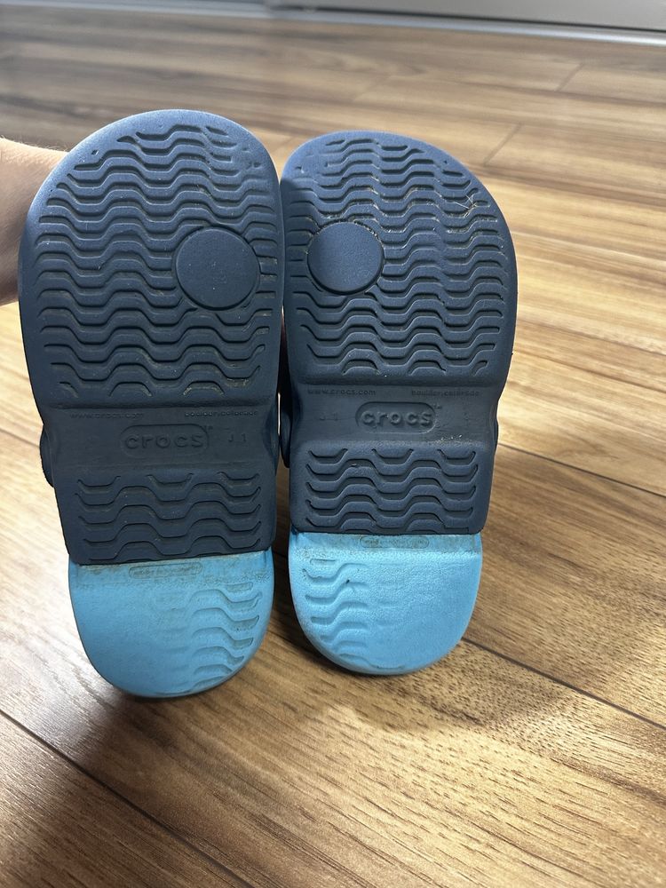 Sandały klapki Crocs J1 32-33