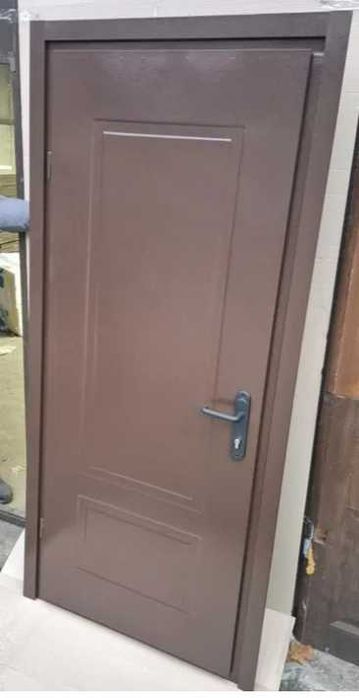 Предлагаем Входные металлические двери в дом хозблок гараж