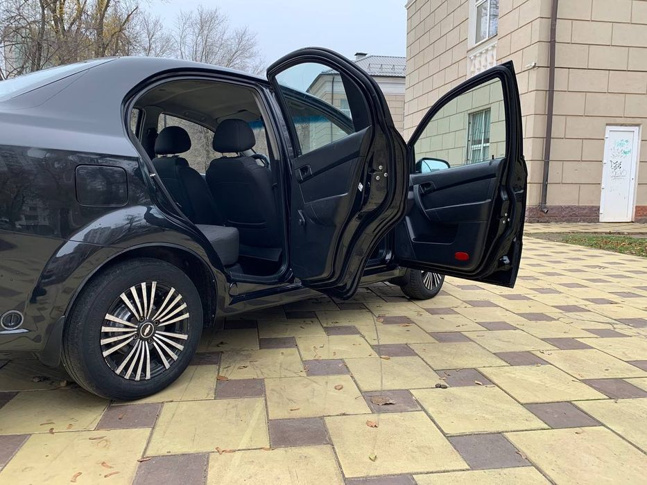 Шевроле авео гоб-4 В рідній фарбі