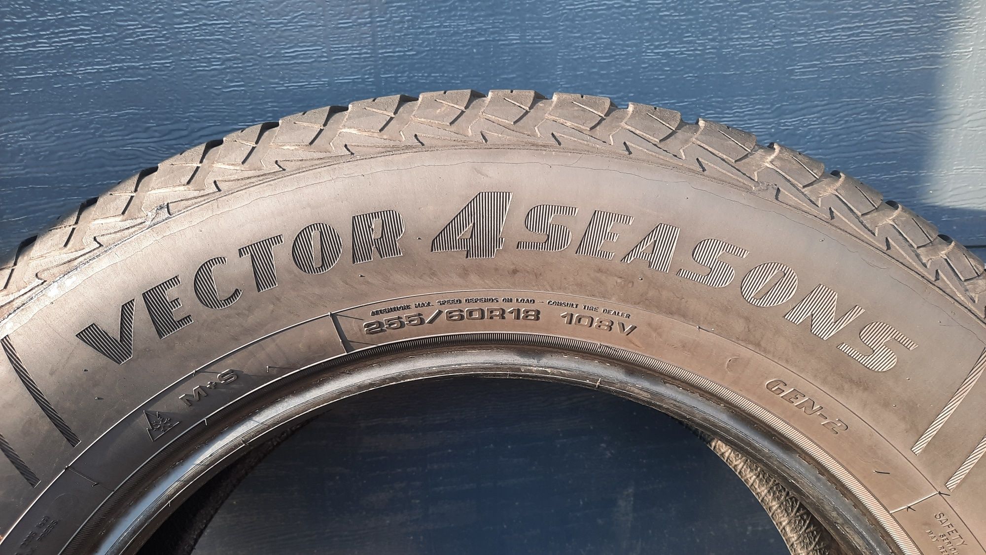 Goodyear 255/60 R18 Vector 4Seasons 6.2 mm