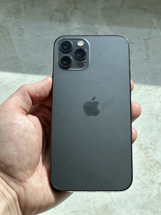 Iphone 12 pro 256 gb в отличном состоянии
