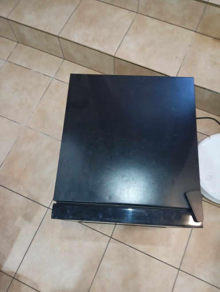 Lodówka do wina i piwa i napoi TriStar wr 7516
