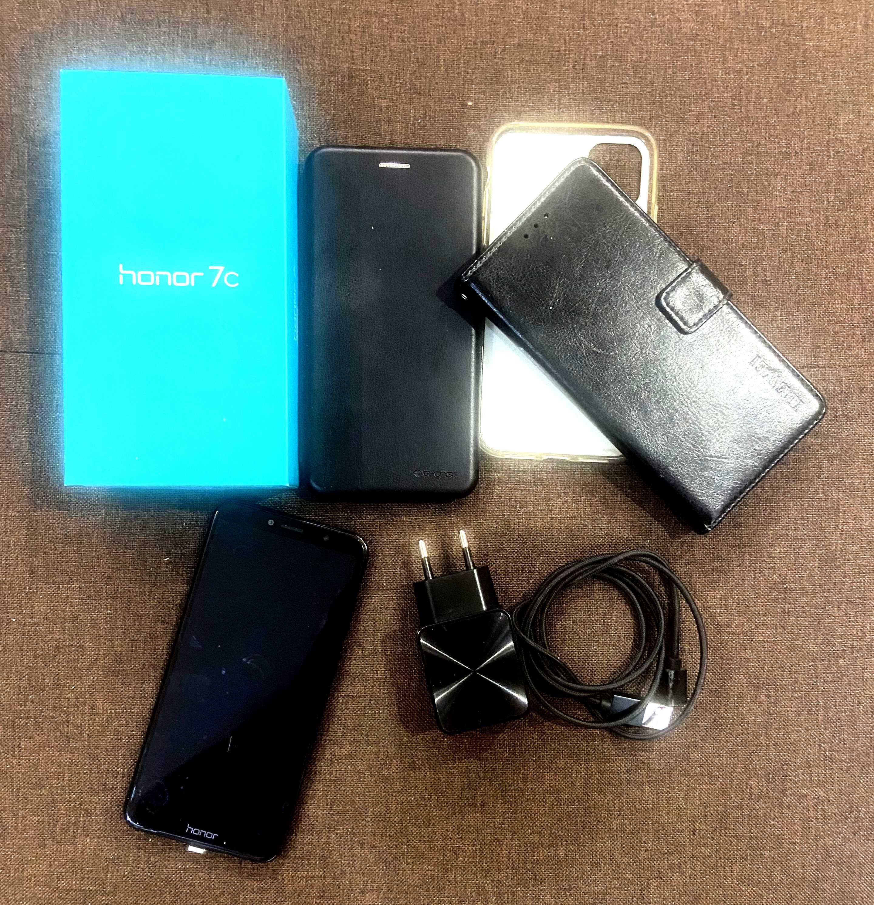 Смартфон Honor 7C/32Gb Black (AUM-L41)