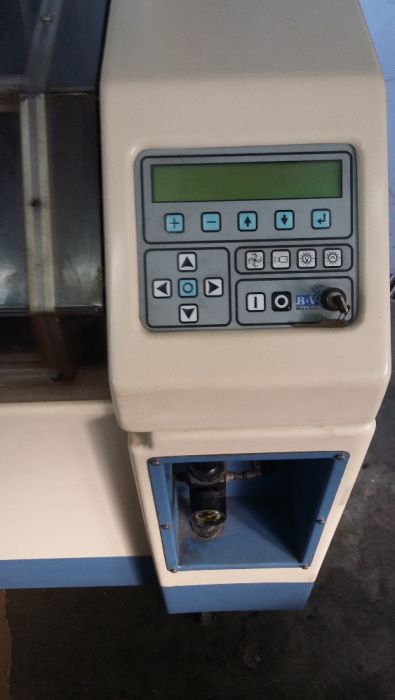 Maquina de corte a laser para a indústria de bordados