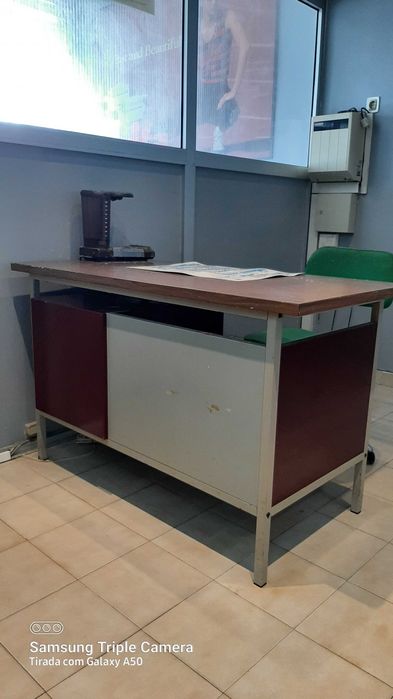 Secretarias e armarios metalicos
