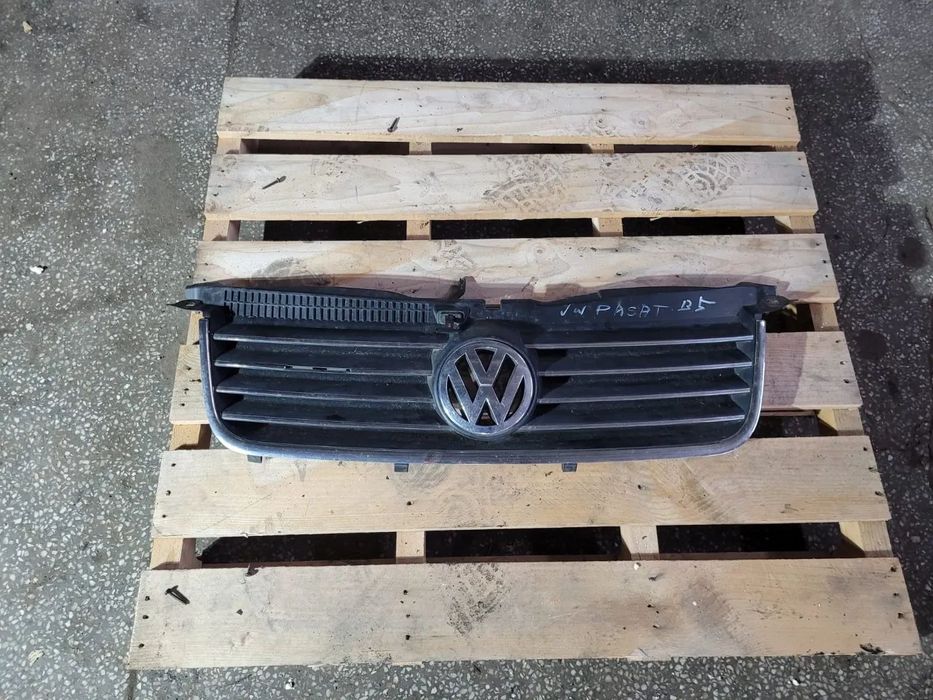 Gril Atrapa zderzaka Volkswagen Passat B5 lift