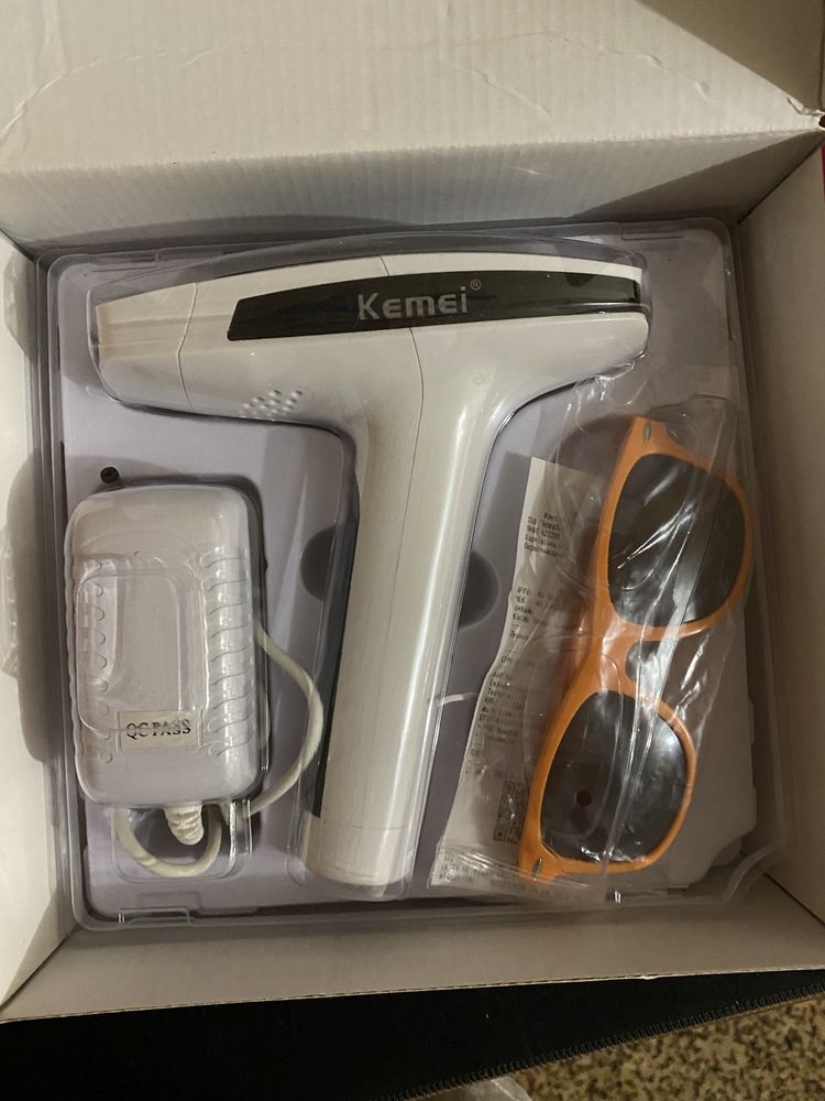Фотоепілятор Kemei