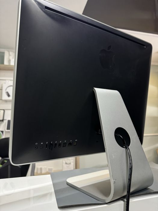 iMac (20-inch Early 2008) Silver [A1224], 256gb, 4gb Ram