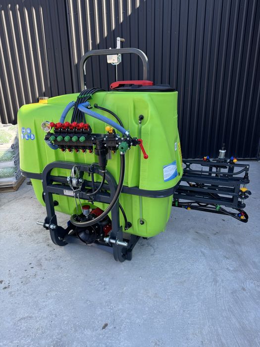 Opryskiwacz TOLMET Klara 815 belka 200;300;400;600;800;1000;1200l