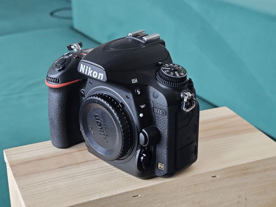 Aparat NIKON D750