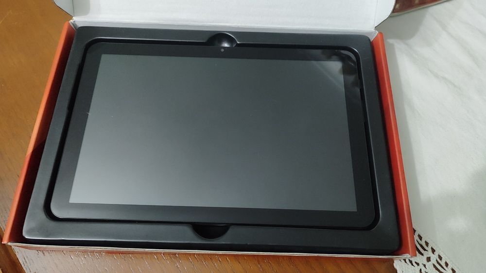 SPC Gravity 10.1" Tablet64298032562433122