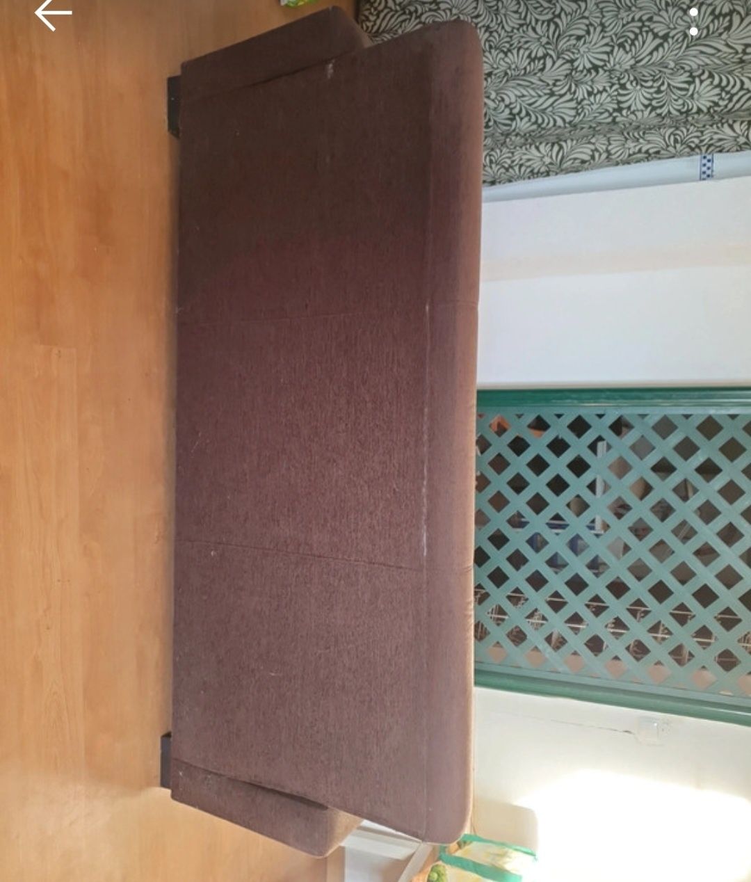 Sofá cama arrumação