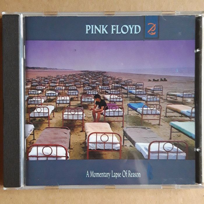 CD A Momentary Lapse Of Reason (1987)