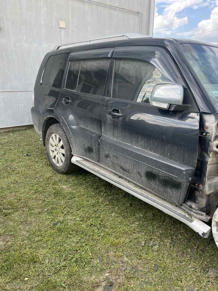 Mitsubishi Pajero Wagon