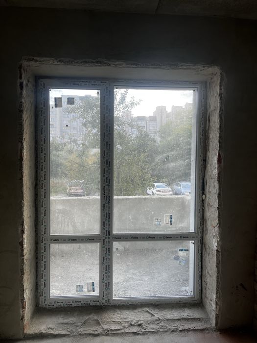 Продам металопластикове вікно, балконний блок 165,5х229 см.