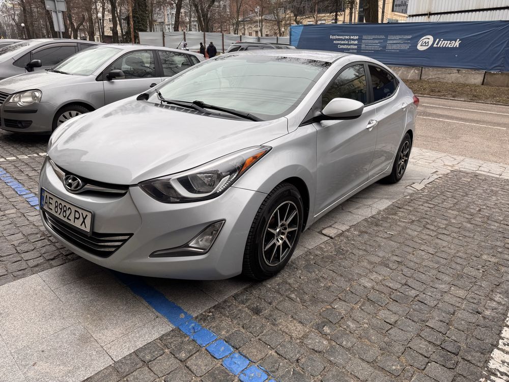 Hyundai elantra 2014
