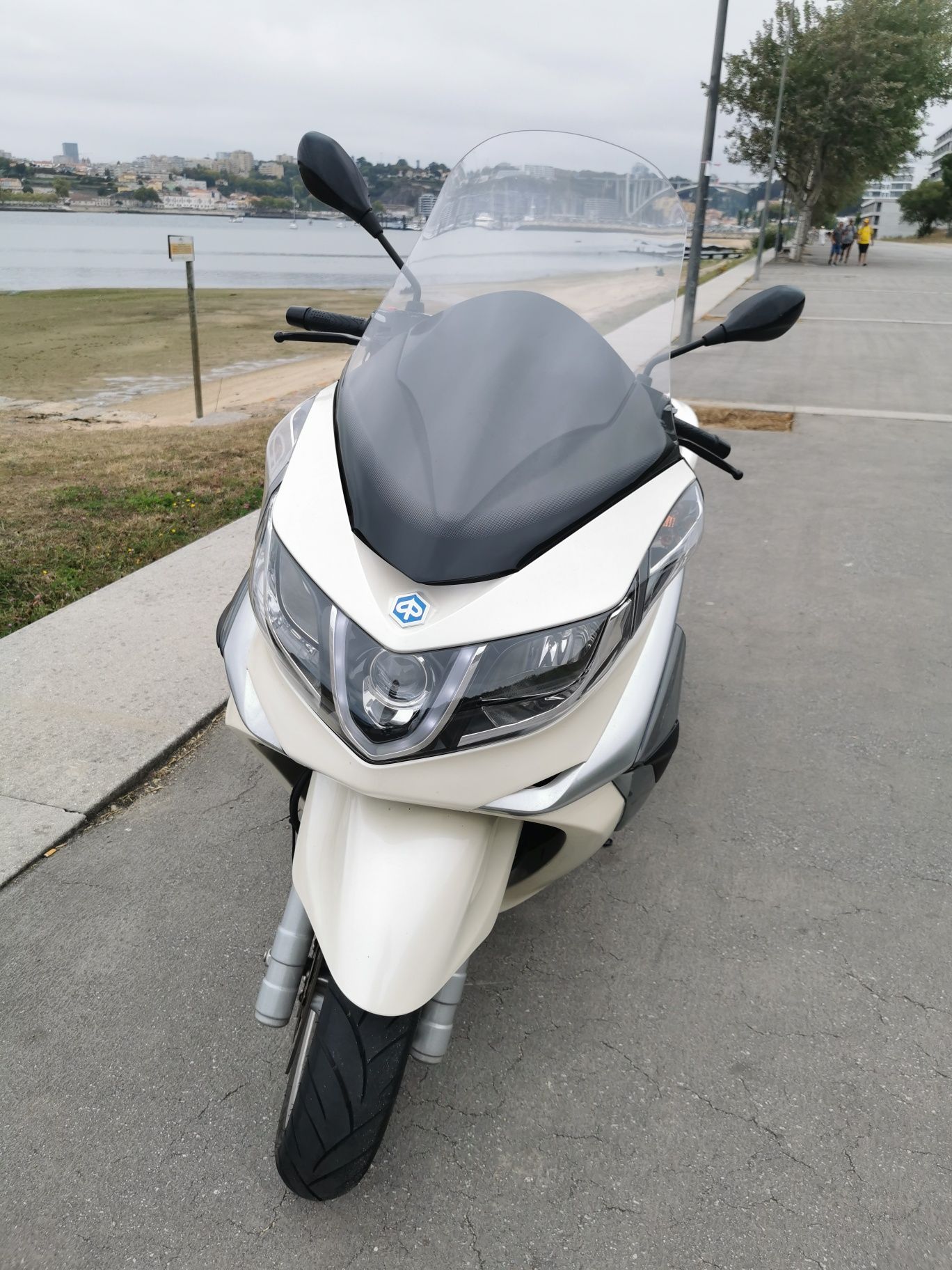 Piaggio X10 500cc