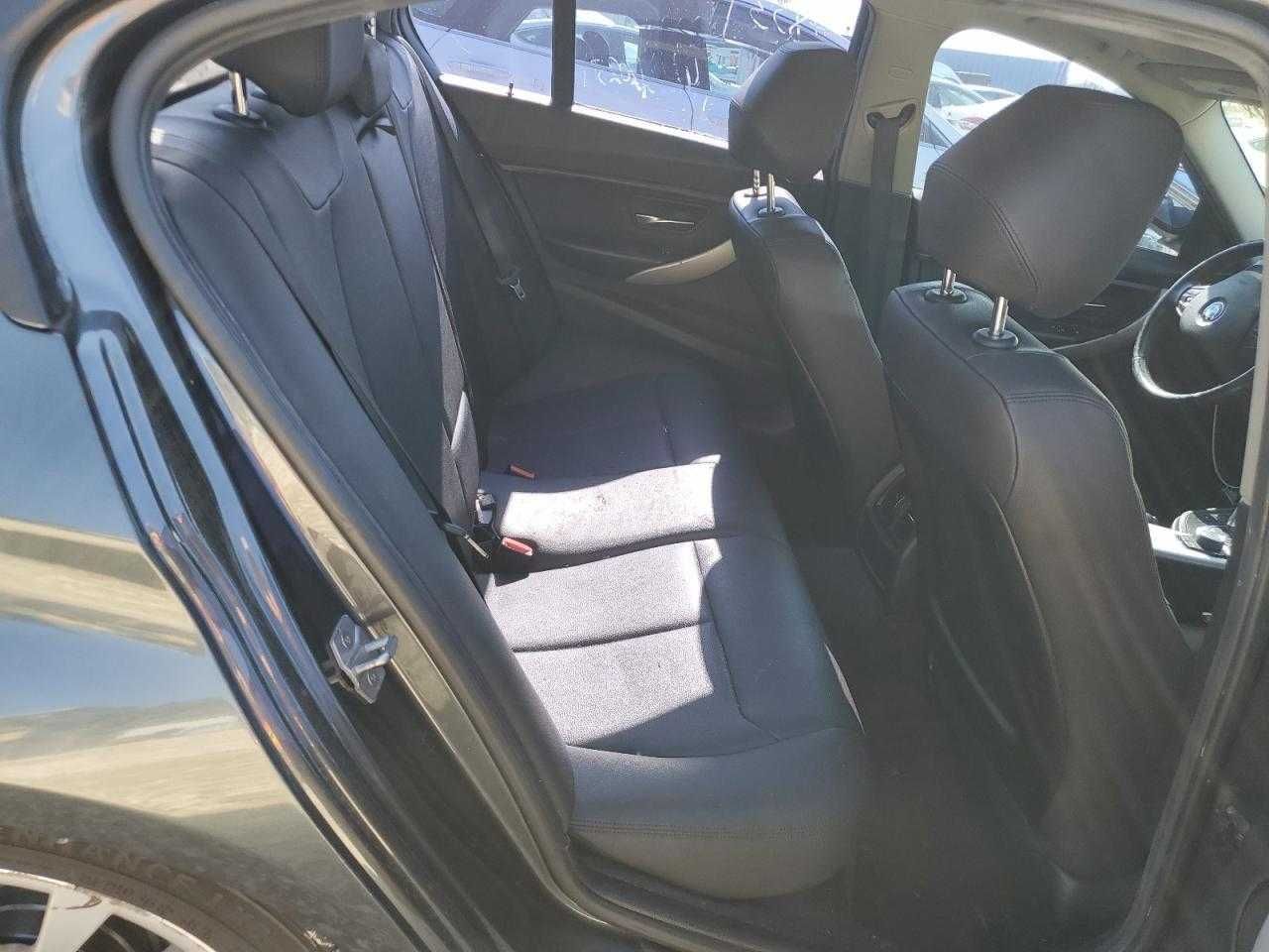 В дорозі BMW 3 F30 320I 2016