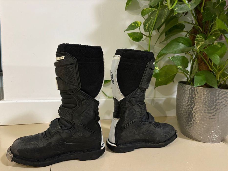 Buty cross Thor r.36