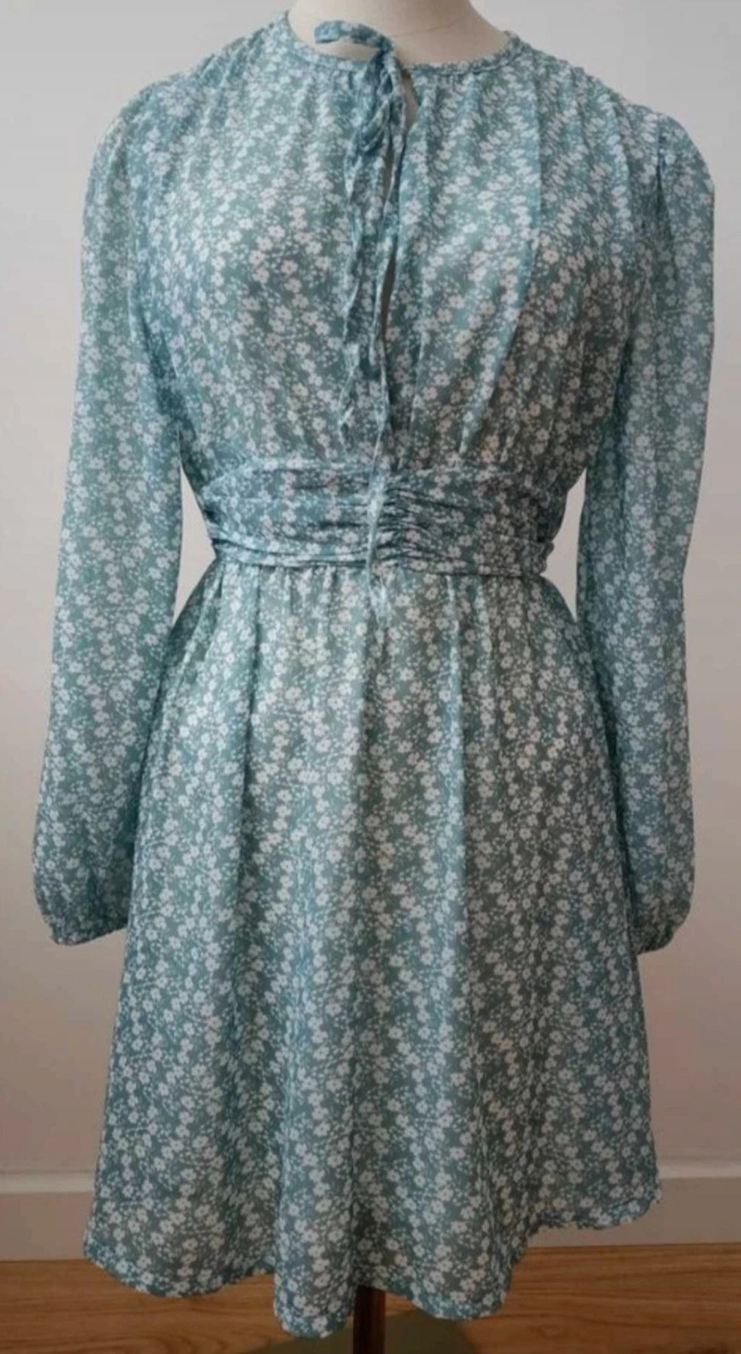 Vestido estampado verde água Gilola Novo