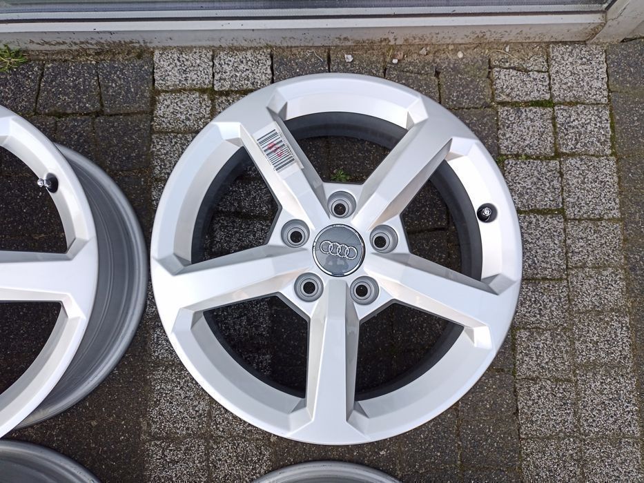 Audi 16" A3 A4 Q2 ORG VW Golf VI VII Octavia Seat Passat ET43 Jak NOWE