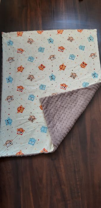 Ochraniacz na łóżeczko, kocyk i 2 poduszki