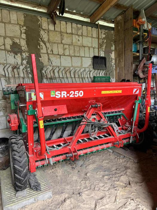 Siewnik Agro SR 250 mało używany