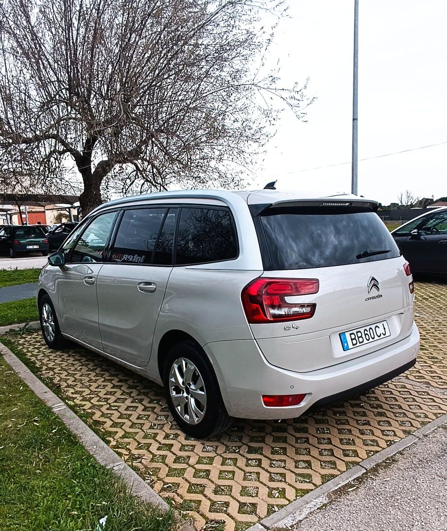 2018 - Citroen C4 Grande Picasso (7 Lugares) com caixa automática 
Ano