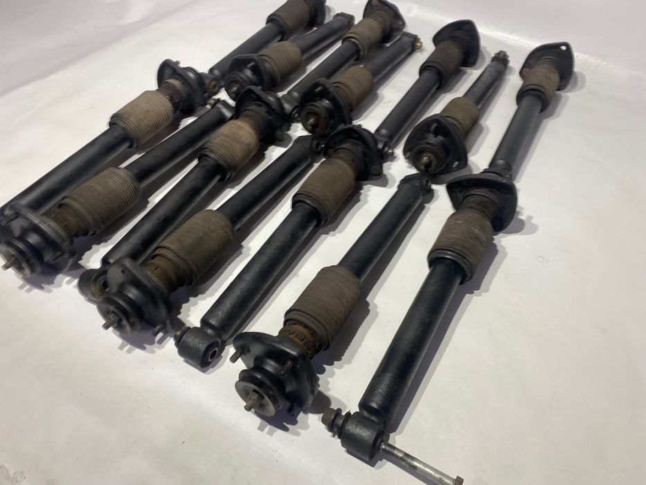 Стойка амортизатор BMW X5 E53 задний запчасти БМВ Х5 Е53 стійка задня