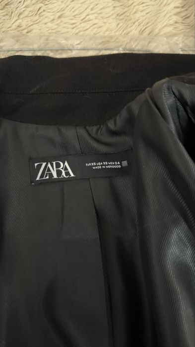 Піджак Zara чорний