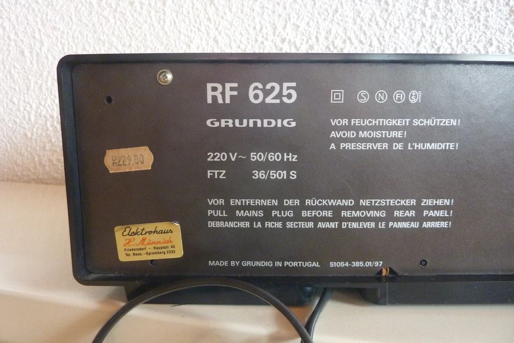 Radio Grundig RF 625. 1984r.