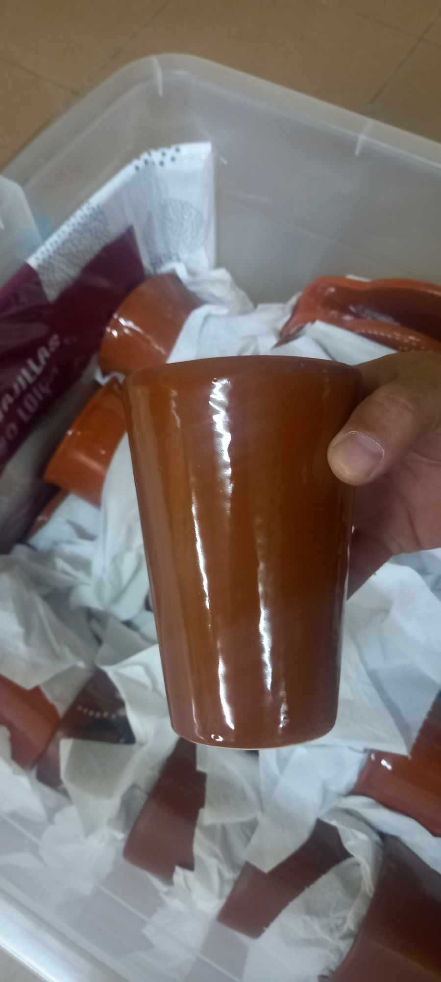 Vendo lote de Canecas de barro