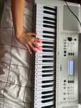 Keyboard yamaha EZ-300