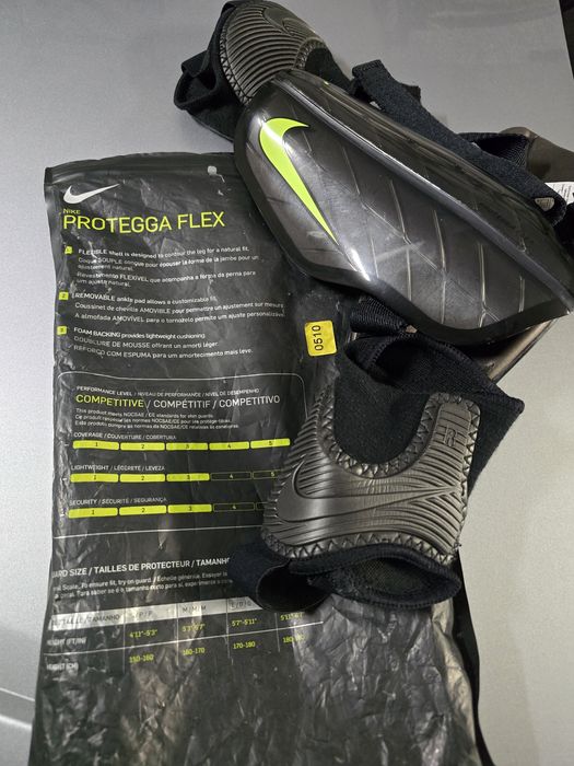 Caneleiras Nike novas L