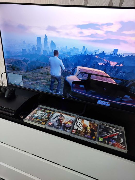 Sony PlayStation 3 slim ps3