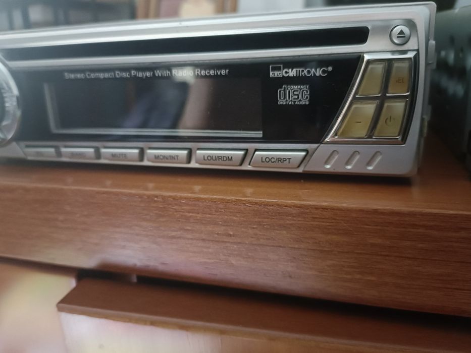 Auto radios CD Kenwood e Ciatronic