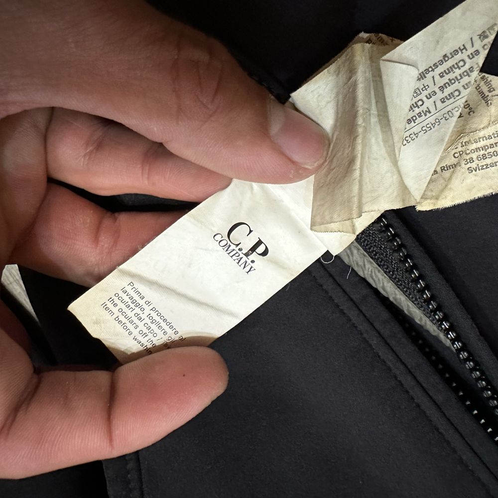 C.p company куртка софтшел оригінал