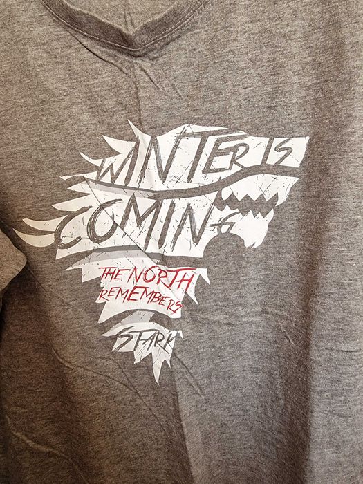 T-shirt "Winter is Coming - The North Remembers ", algodão, L Unisex