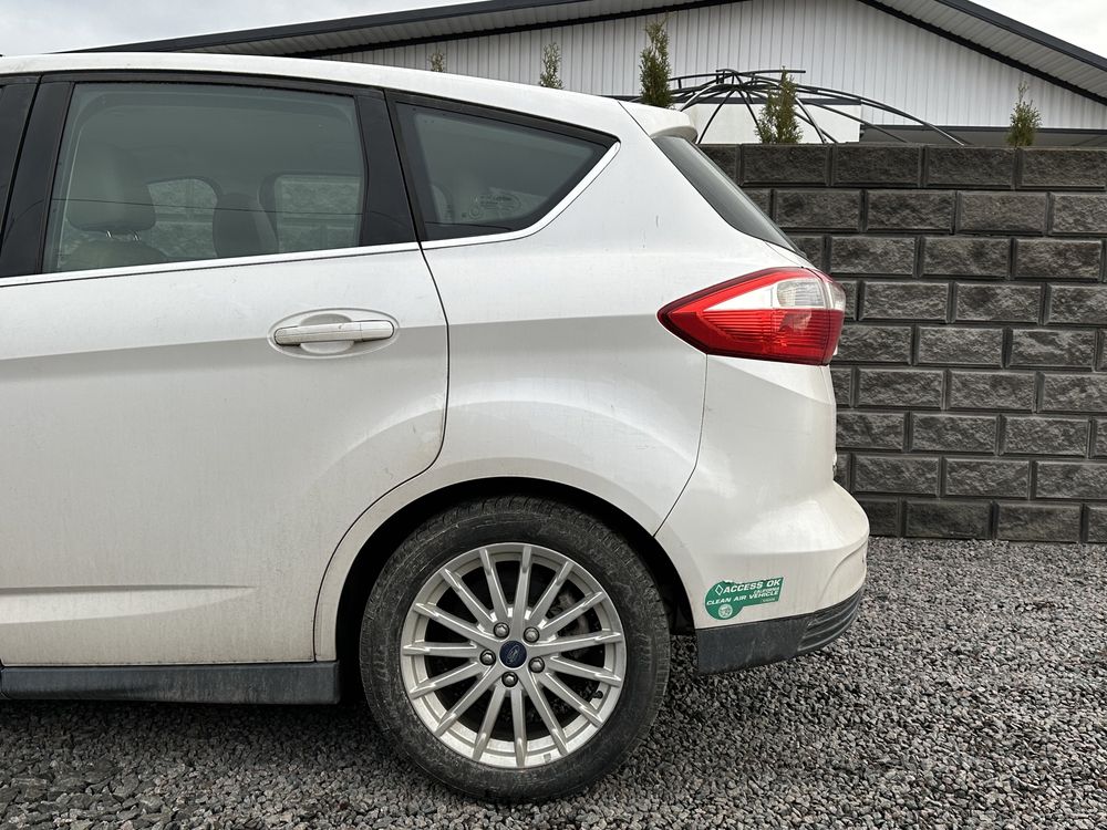 Крило ліве під зарядку люк лючок Ford C-max mk2 2011-2018 L